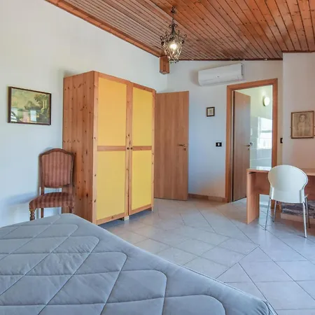 Nyaraló Stunning In