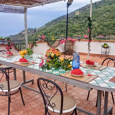 Stunning In Nyaraló *